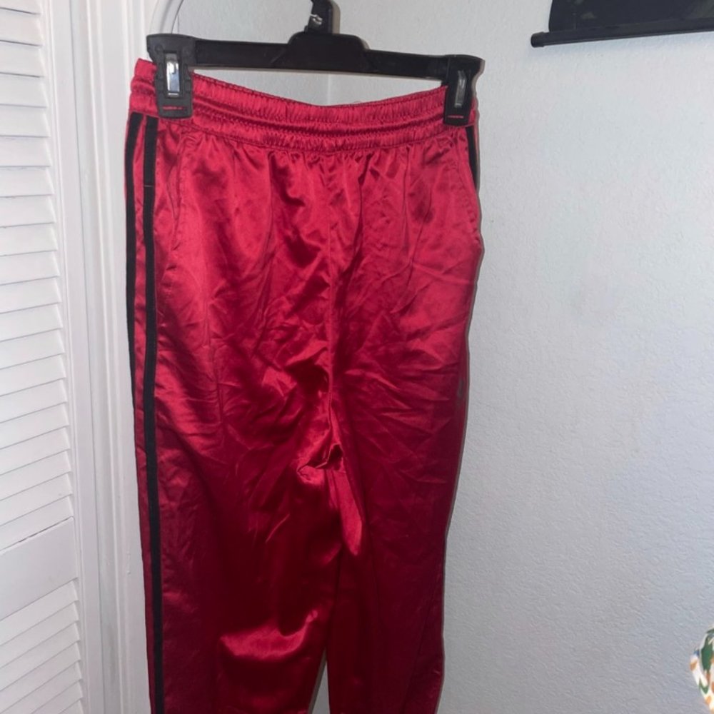Adidas hot pink joggers
